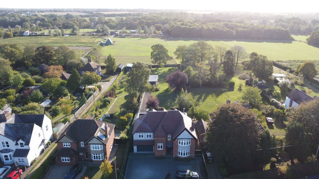 Property photo 3 of 16