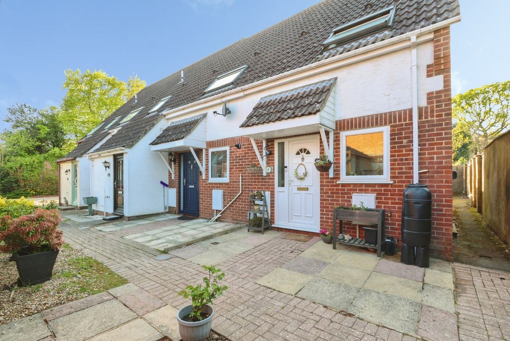 Property photo 1 of 14 Pbox-Img.Jpg