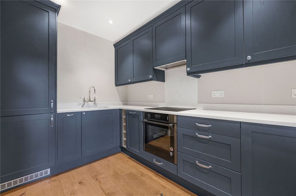 Property photo 3 of 12 Picture No. 04