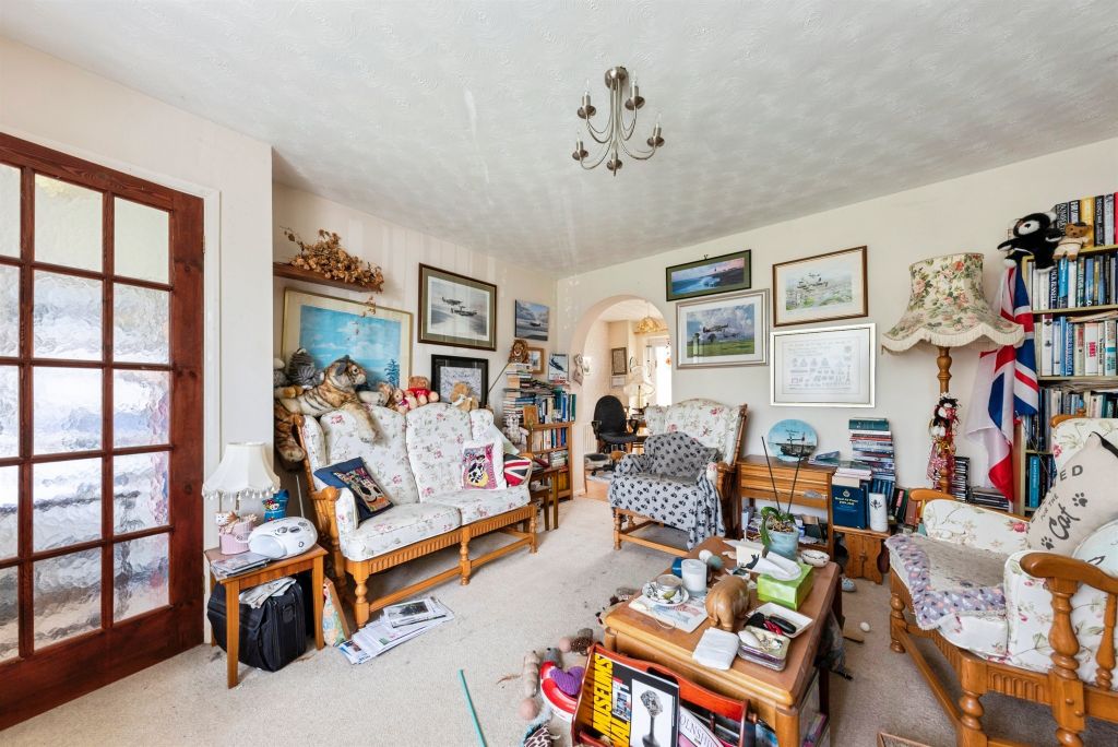 Property photo 2 of 12
