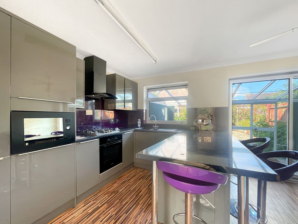 Property photo 3 of 17 E014c659F09d8Ffb04Eb51Dd3B65Fdafb8c8B16c