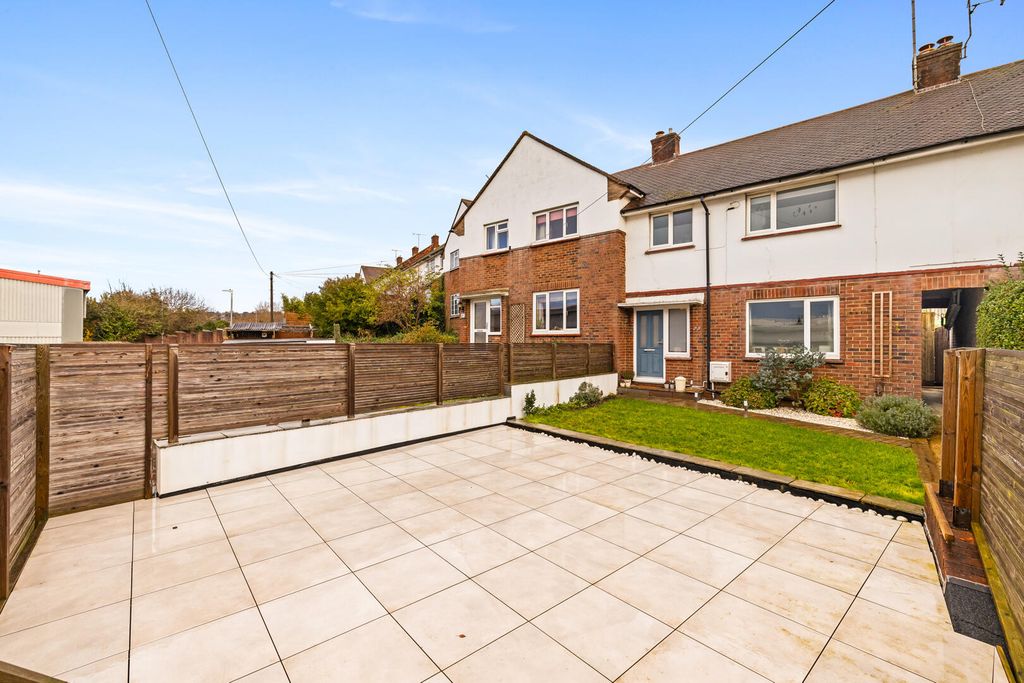 Property photo 1 of 16 Rear Garden