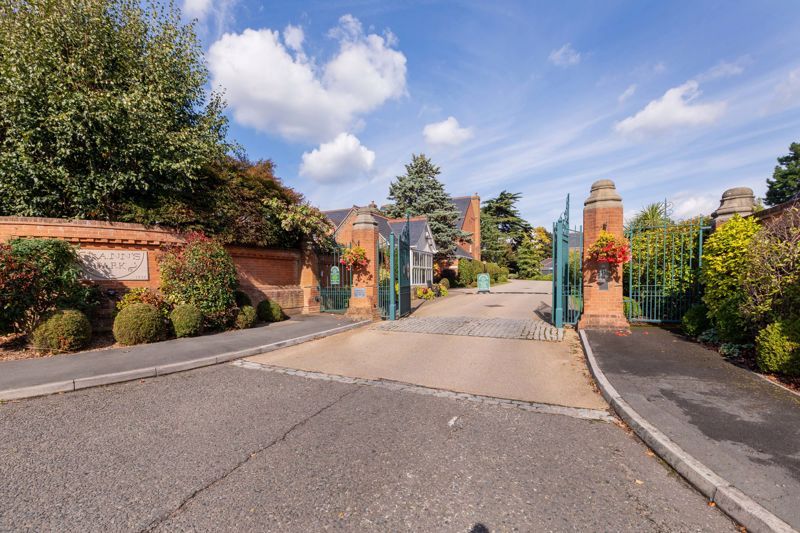 Property photo 2 of 16 Gated Entrance To St Ann's Park