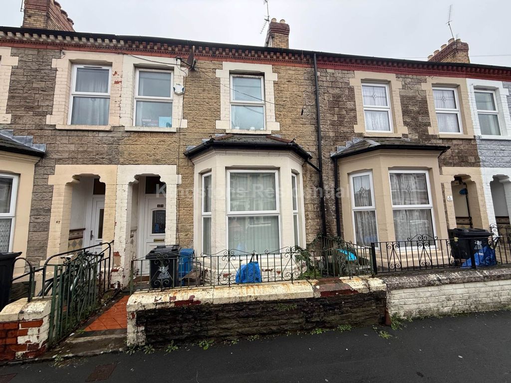 Property photo 2 of 9