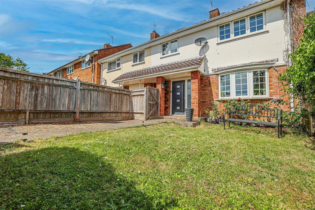Property photo 3 of 26 980A3088-1.Png