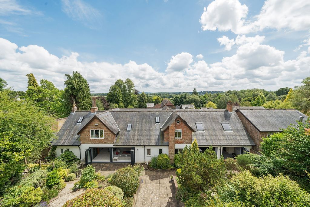 Property photo 1 of 25