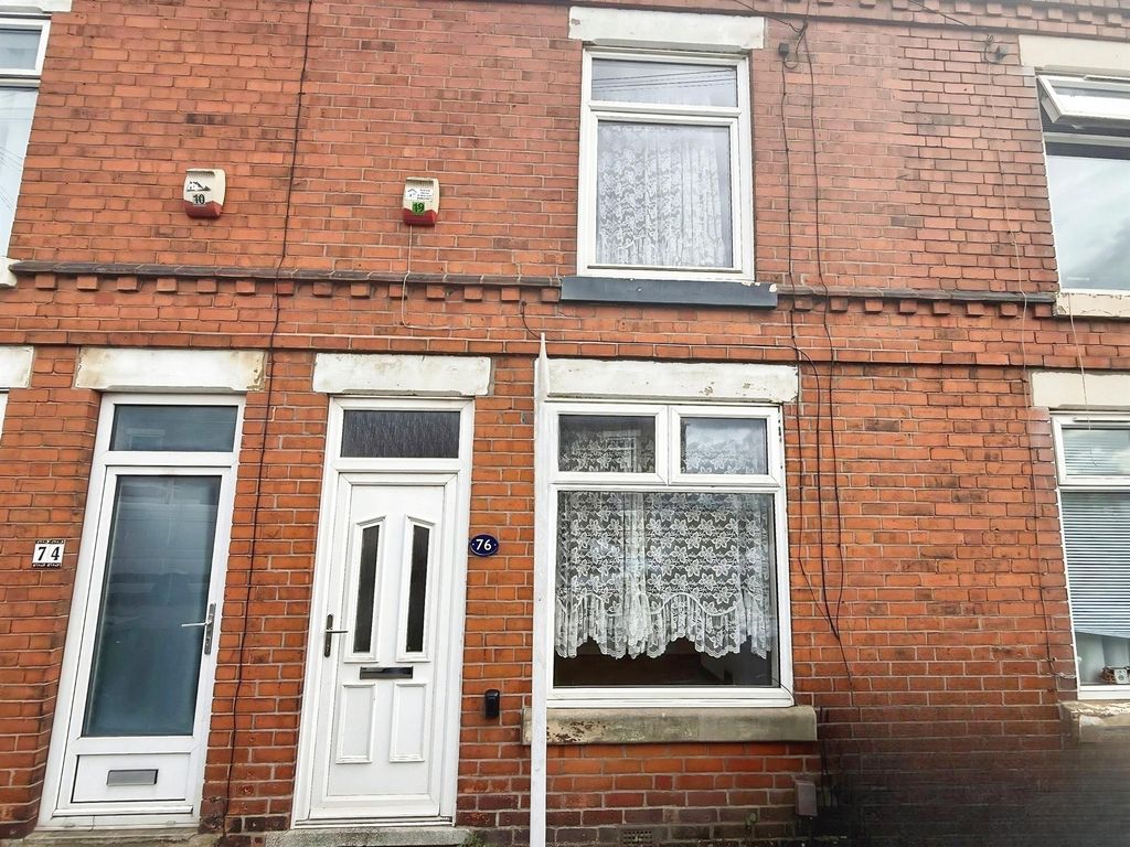 Property photo 1 of 17