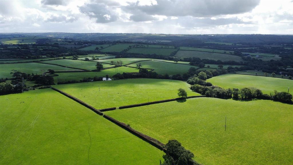 Property photo 2 of 43 Fmgx0612.Jpg