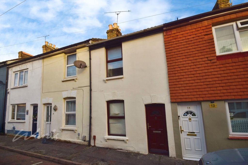 Property photo 1 of 8 Herbet Front