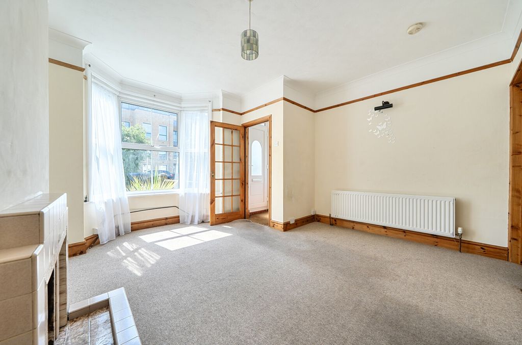 Property photo 2 of 12 1450857-6-6A030Bb...