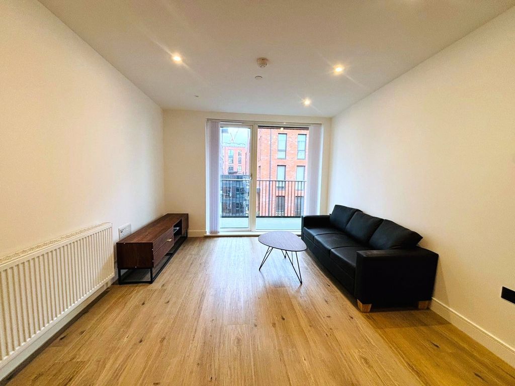 Property photo 2 of 11 Picture No. 22