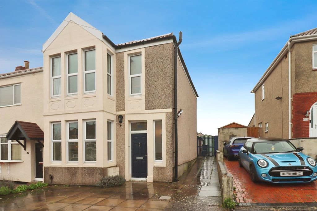 Property photo 1 of 20