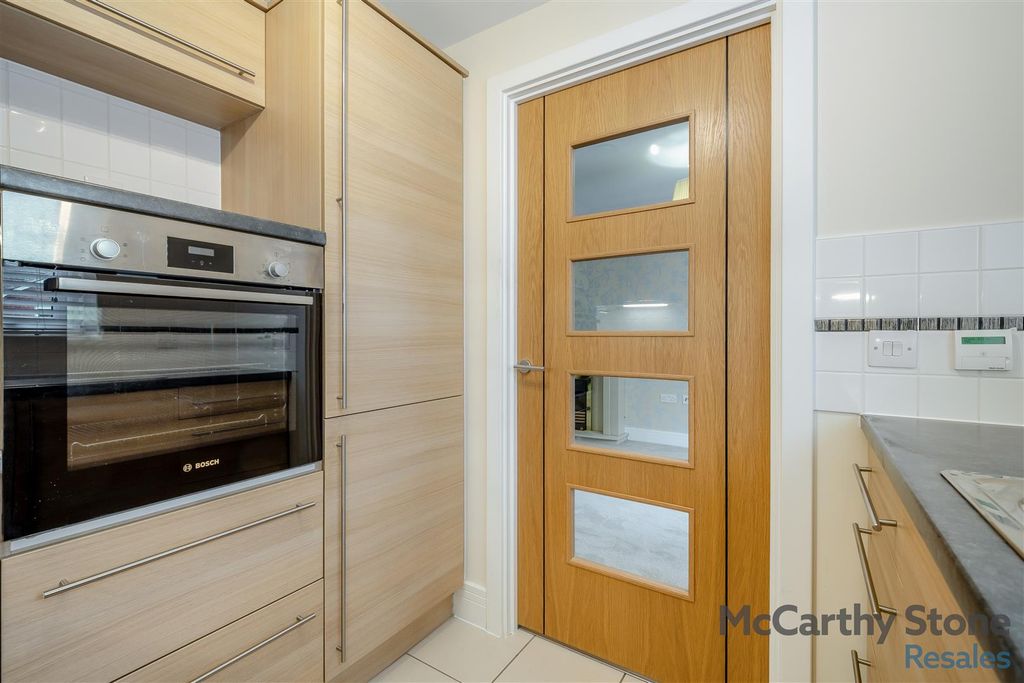 Additional image 11 of 1 bed flat for saleTresham Close, St. Marys Road, Kettering NN15