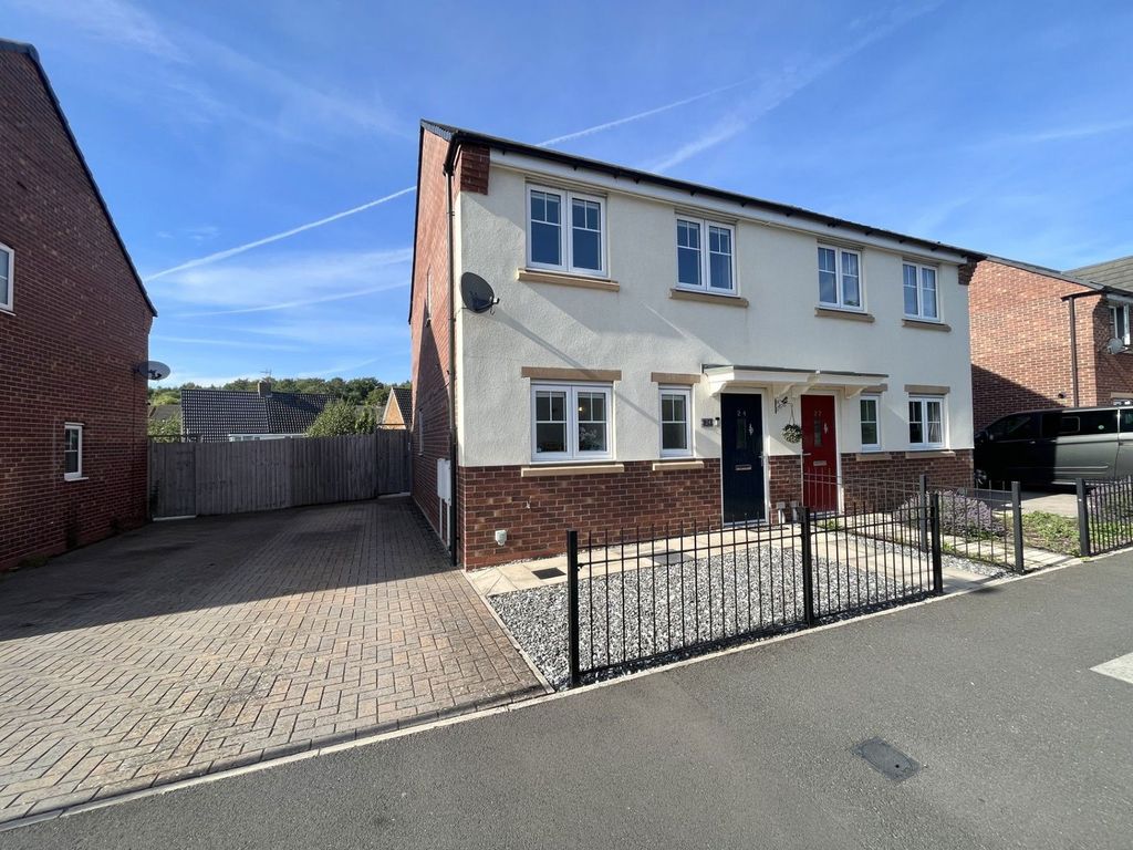 Property photo 1 of 23