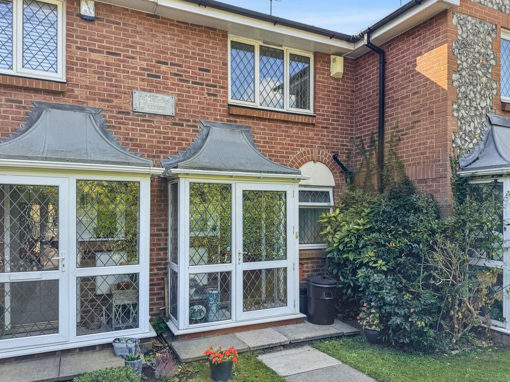 Property photo 1 of 15