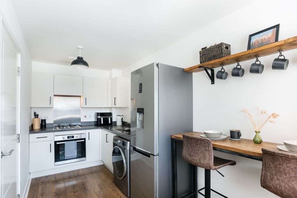 Property photo 2 of 21 Photo 15