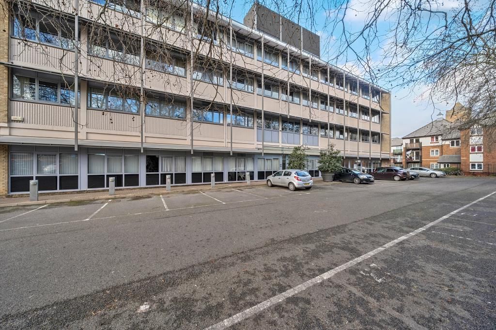 Property photo 1 of 8 Front Aspect