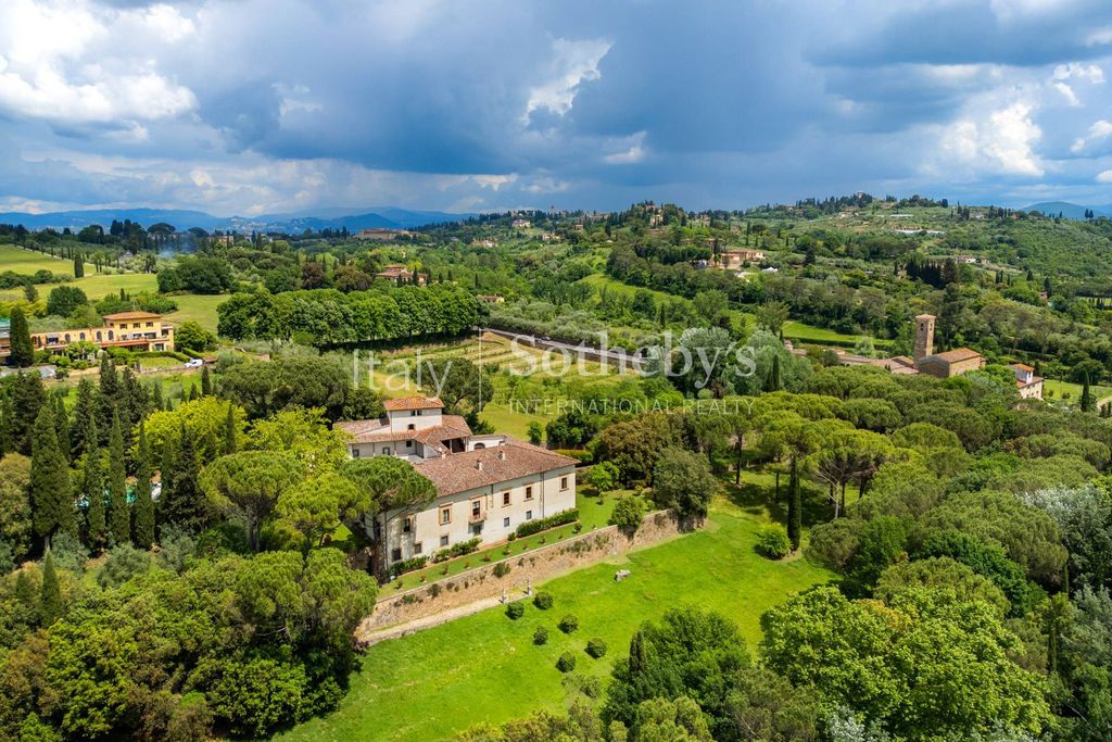 Property photo 3 of 43