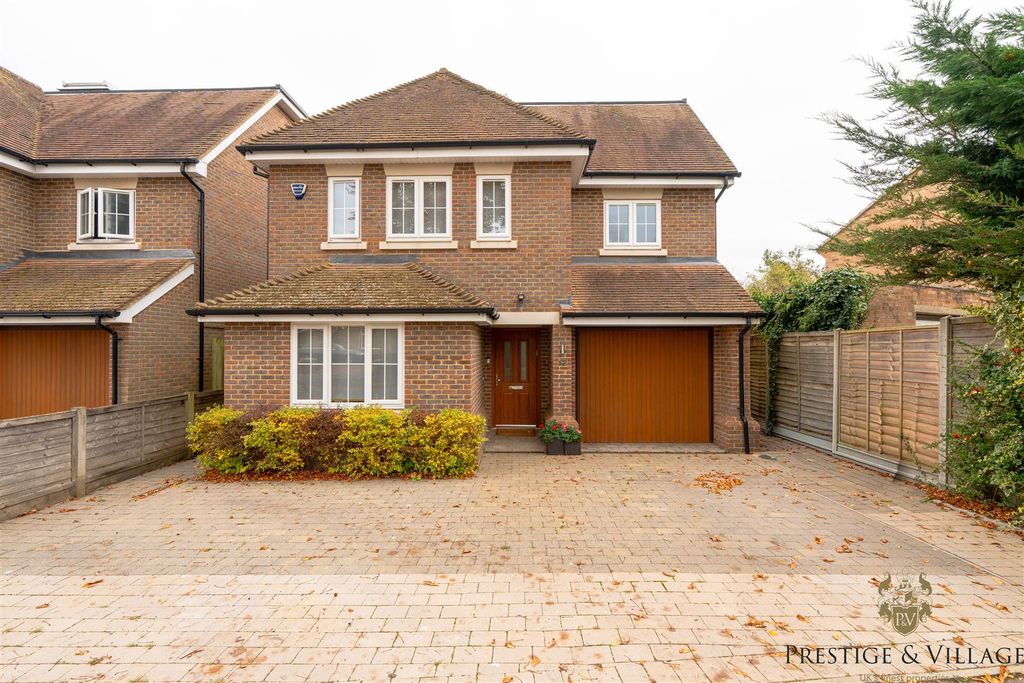 Property photo 1 of 39 Exterior