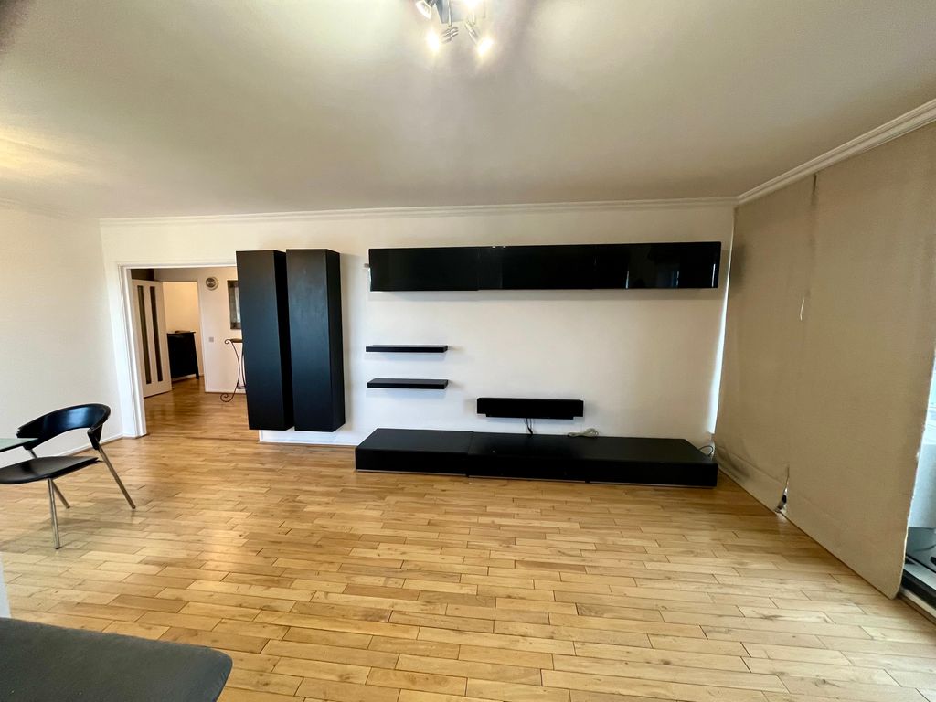 Property photo 2 of 16 Img_1726
