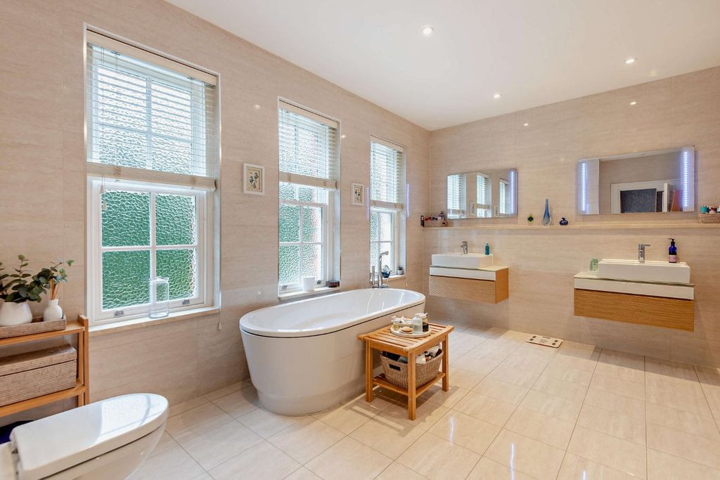 Additional image 15 of 6 bed detached house for saleMonks Walk, Ascot, Berkshire SL5