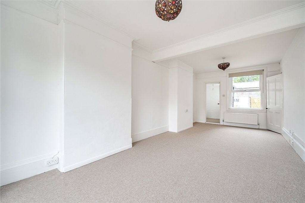 Additional image 5 of 2 bed flat for saleStation Road, Ilminster, Somerset TA19