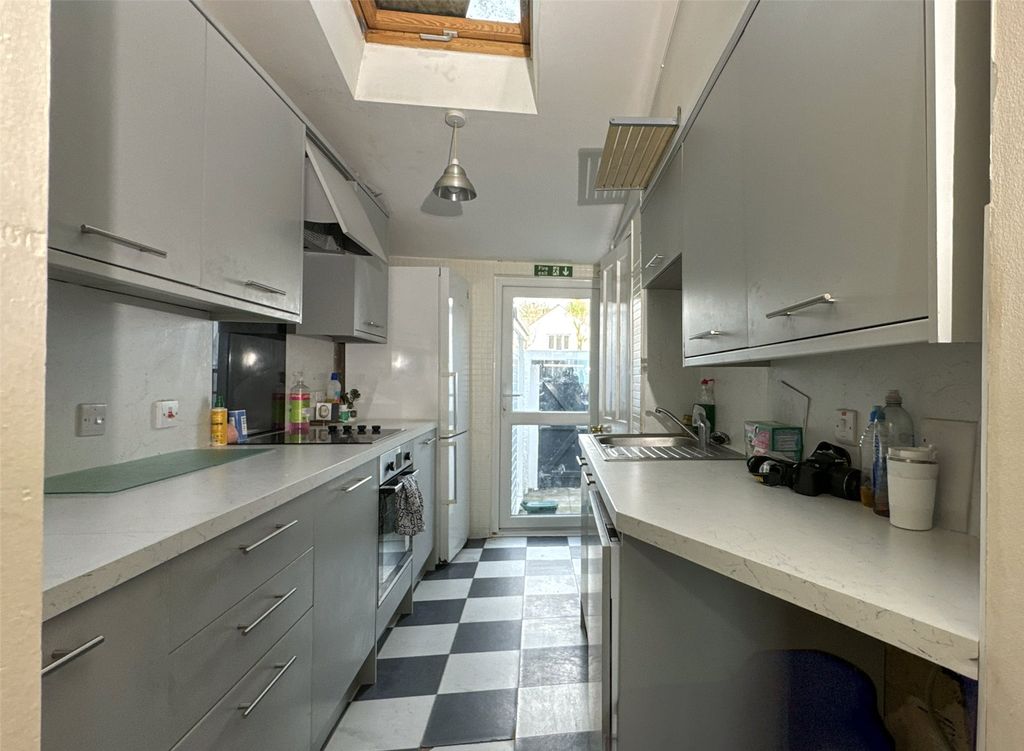 Property photo 3 of 30 Picture No. 30