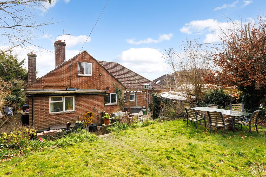 Property photo 3 of 16
