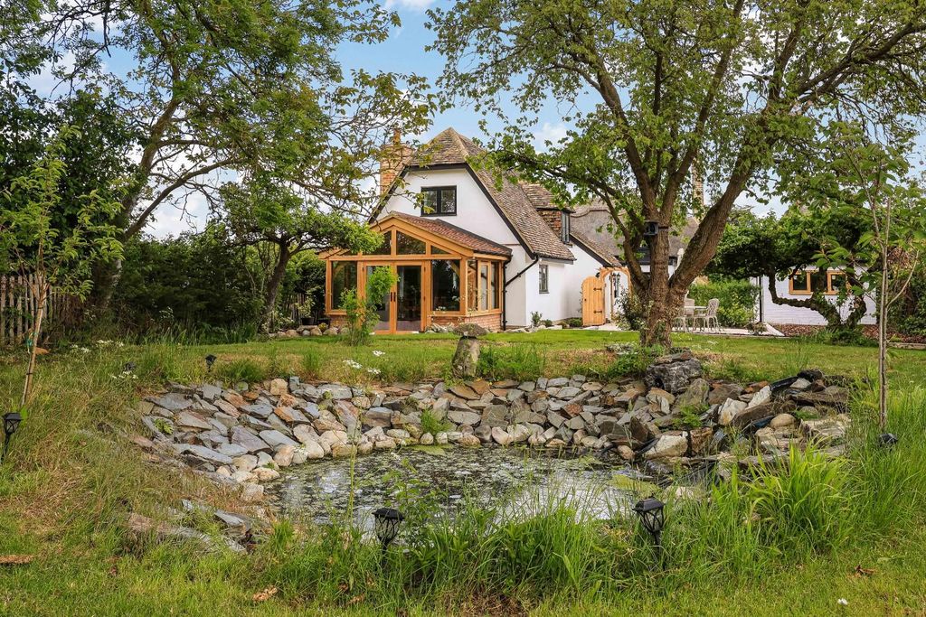 Property photo 3 of 40 Img (3).Jpg