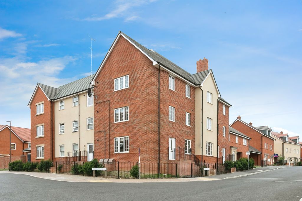 Property photo 2 of 13