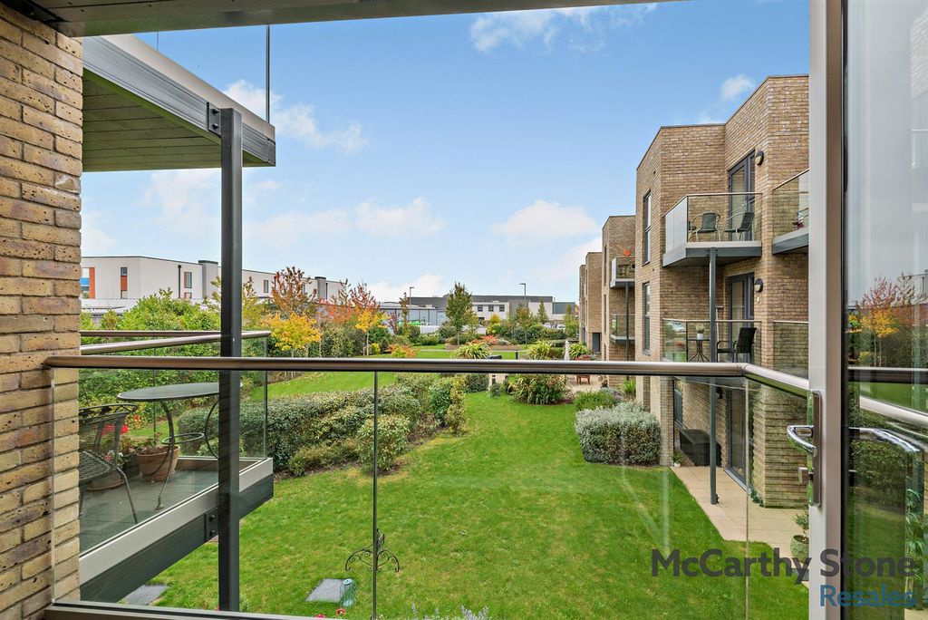 Property photo 1 of 10 Balcony