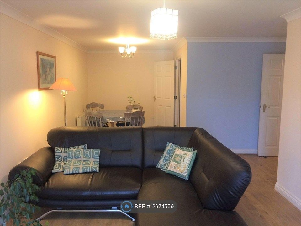 Property photo 3 of 13 Lounge/Diner