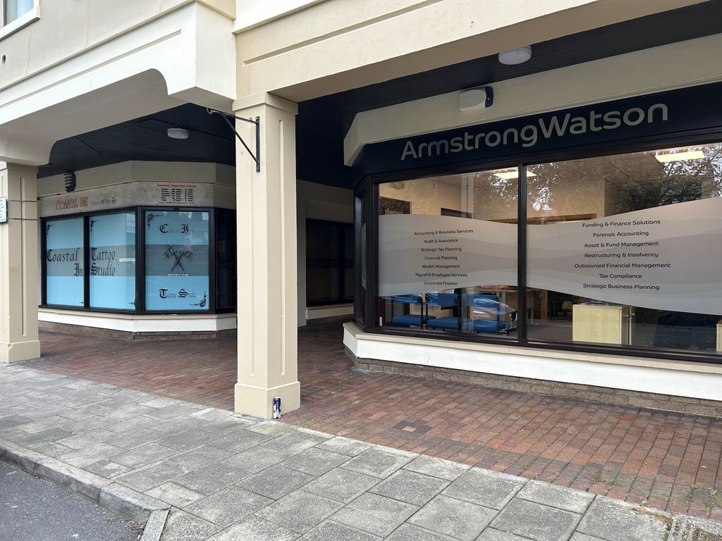 Property photo 3 of 6