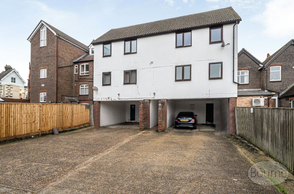 Property photo 1 of 12 Picture No. 19