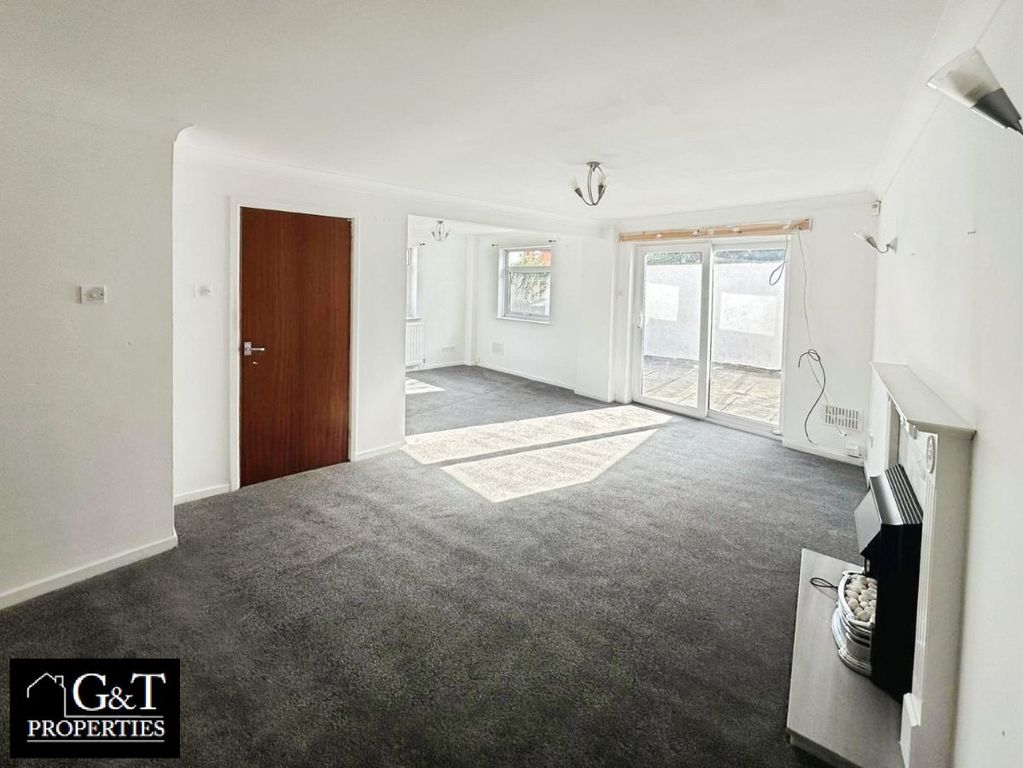 Property photo 3 of 26 Reception Room