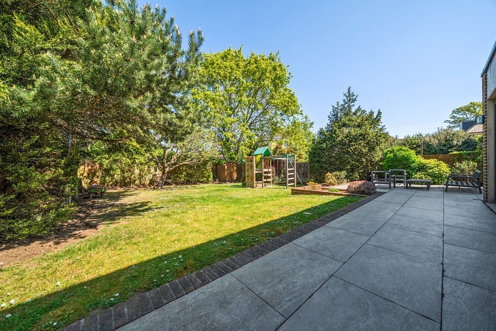 Property photo 2 of 21 1450545-33-69Ef48...