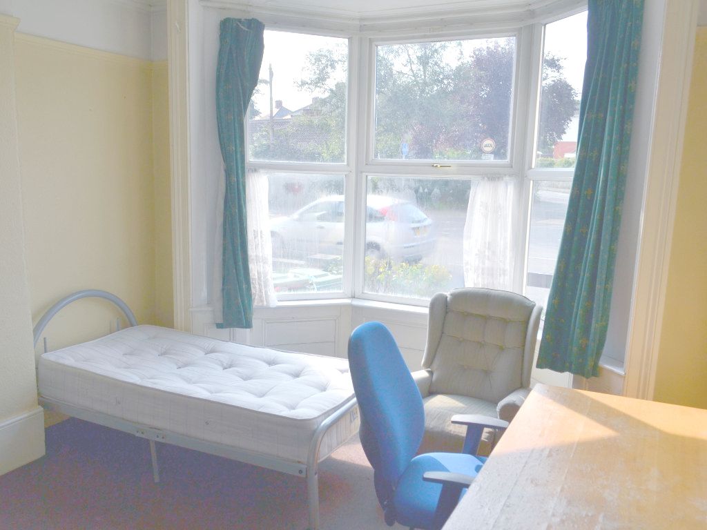 Property photo 3 of 22 Bedroom 1