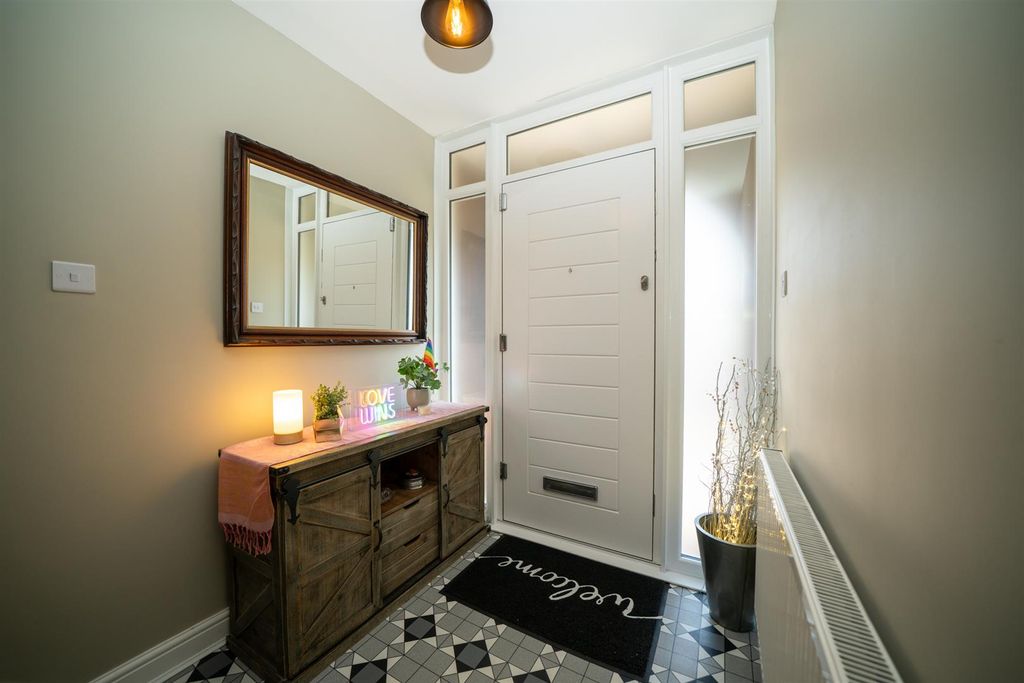 Property photo 2 of 17 Skm-Studio1-18.Jpg