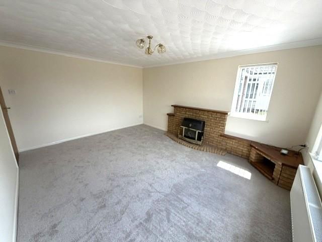 Property photo 3 of 14 33c616ce-53B2-4E44-A188-3Dfb4Fb7A26d (002).Jpg