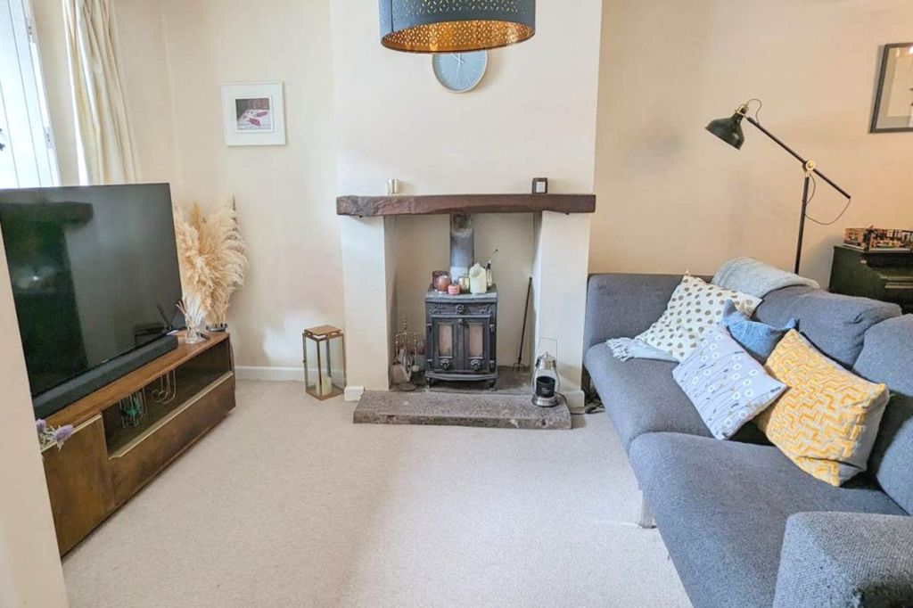 Property photo 3 of 13