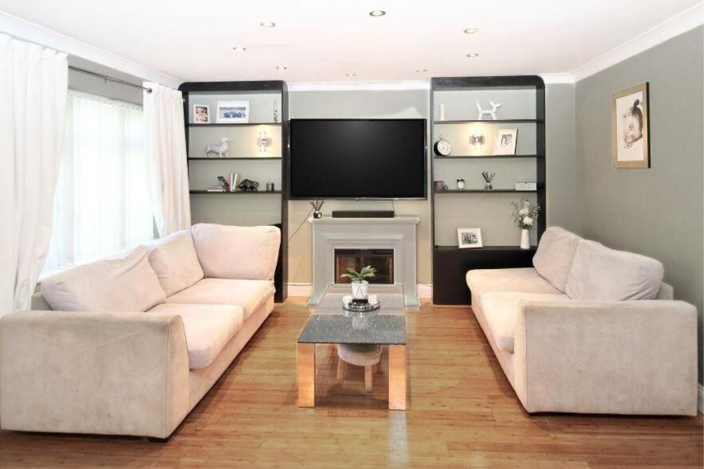 Property photo 3 of 20