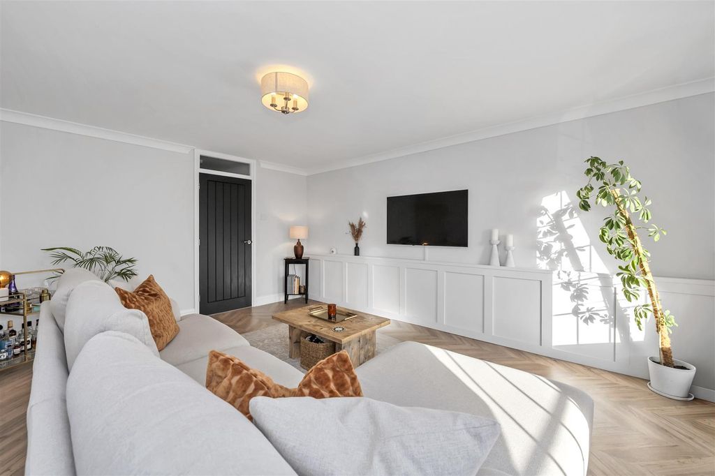 Property photo 3 of 17 Dcp_5242.Jpg