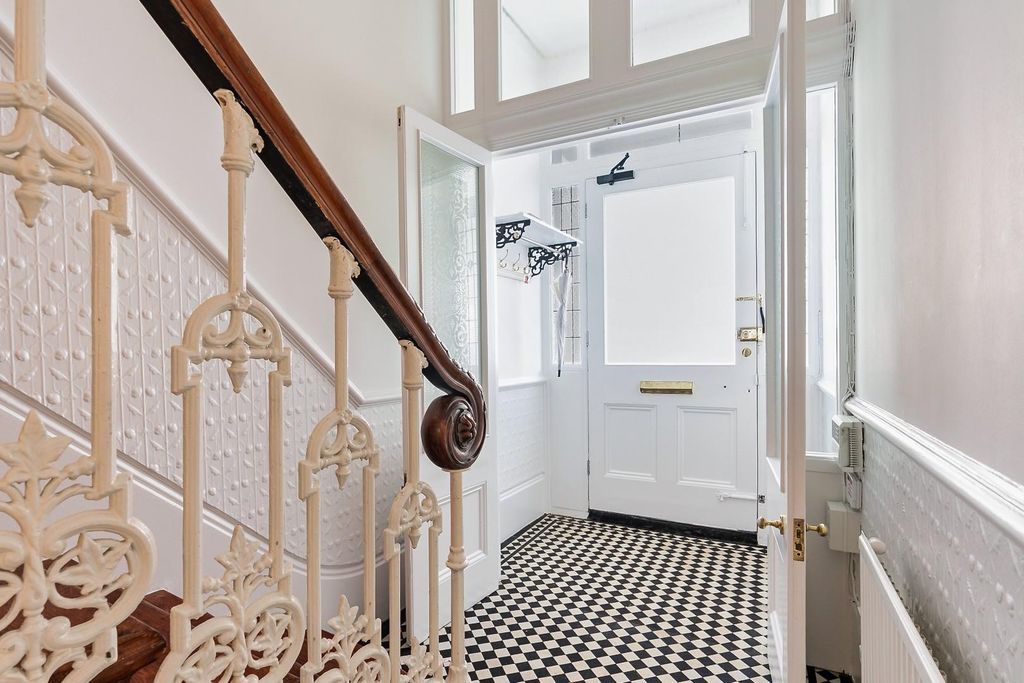 Property photo 3 of 11 Img_5764.Jpeg