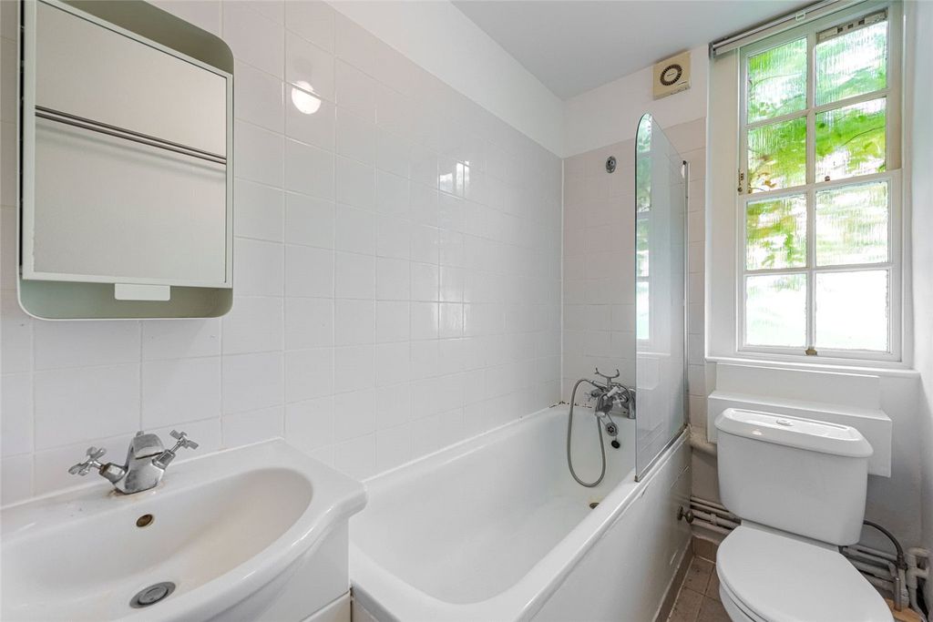 Property photo 3 of 4 Picture No. 02