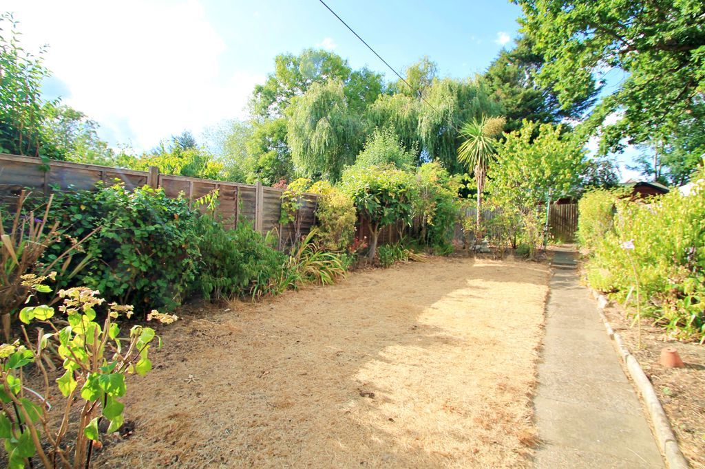 Property photo 2 of 11 Photo 4