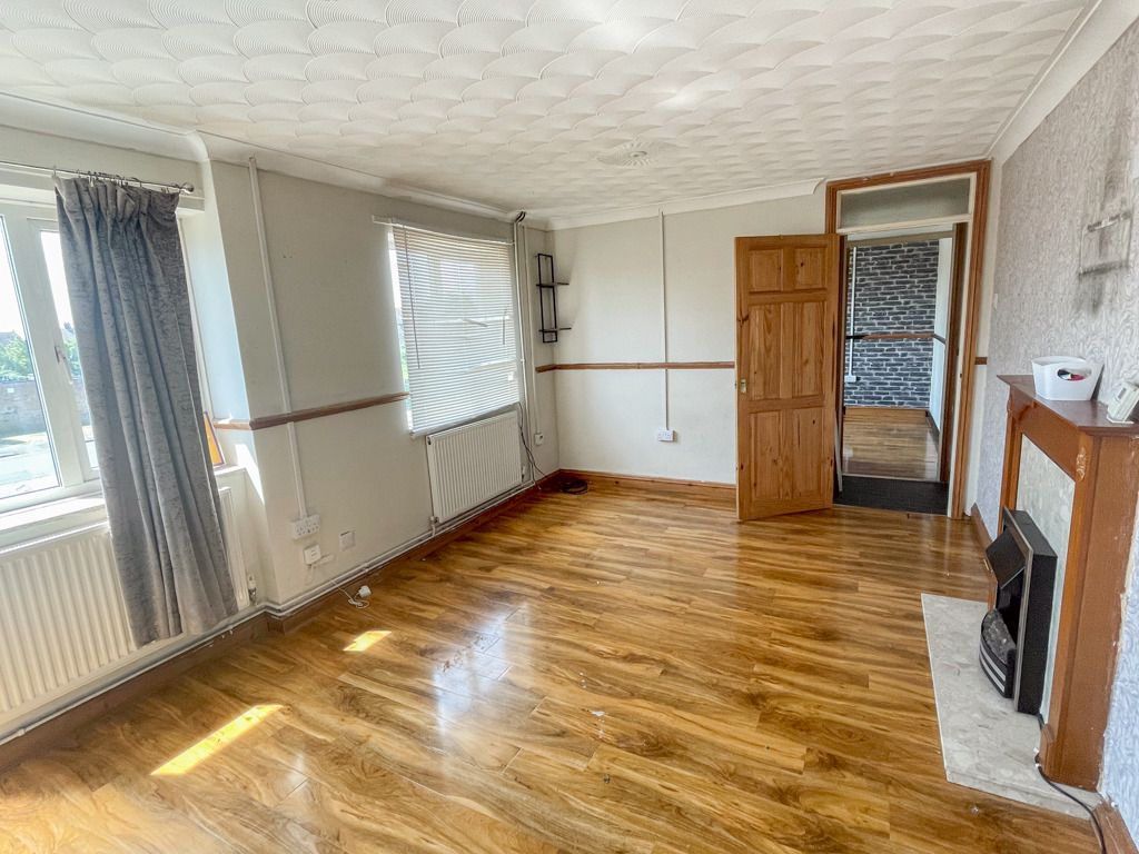 Property photo 3 of 7 5329594