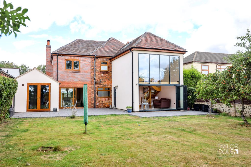 Property photo 1 of 42