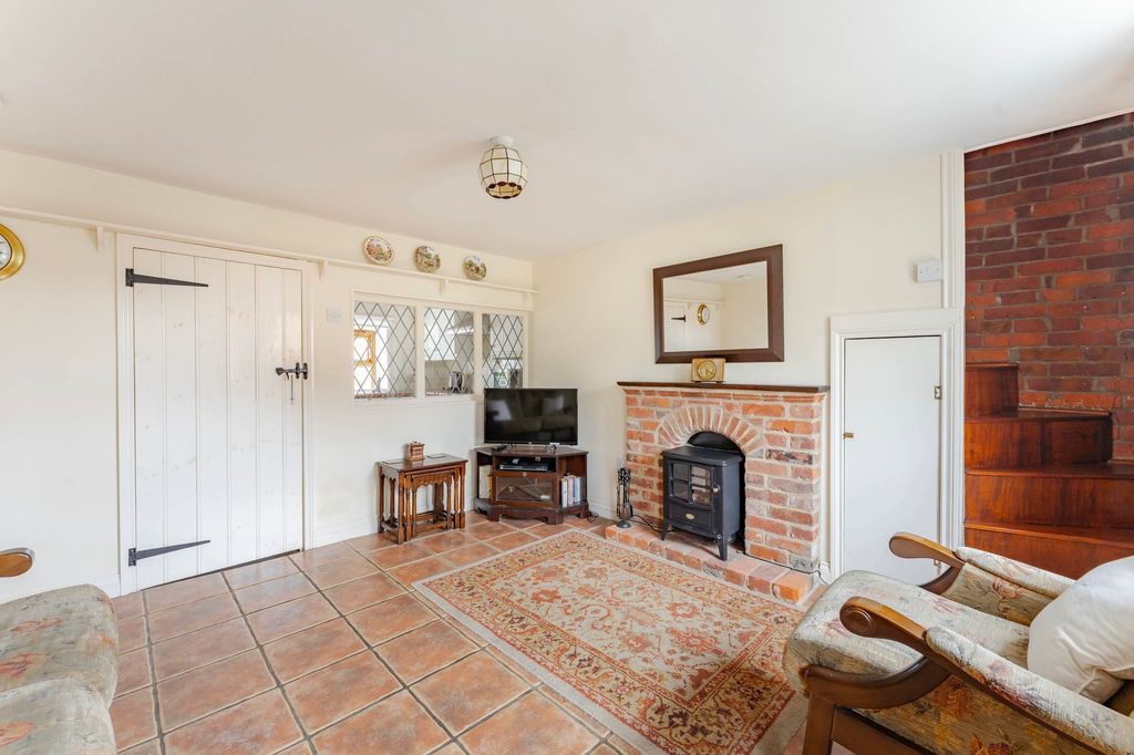 Property photo 3 of 16