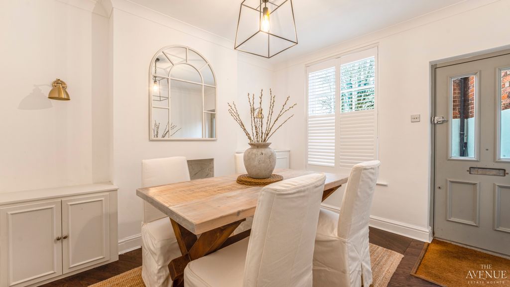 Property photo 2 of 23 4814973