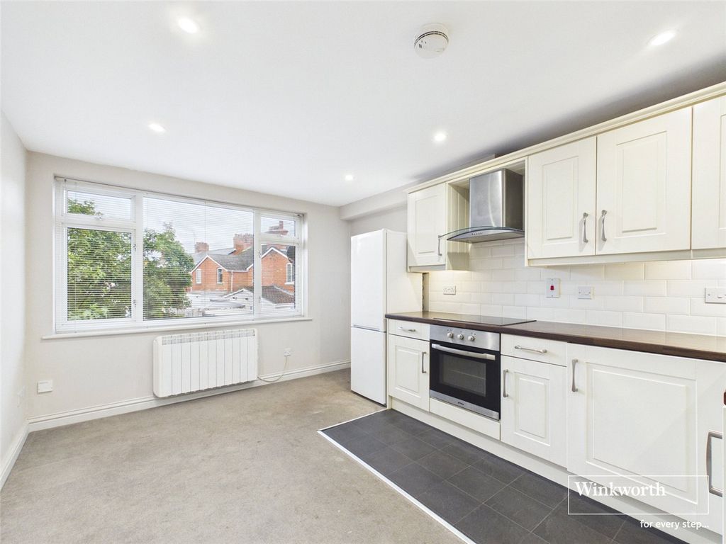 Property photo 1 of 11 Picture No. 23